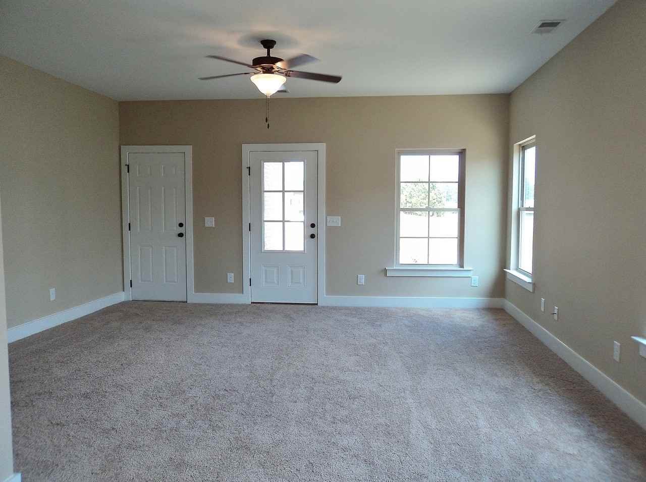 9372 Hoffman Pl - Photo 5 of 16