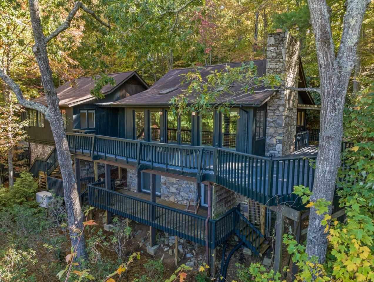 55 Covewood Rd - Photo 2 of 50