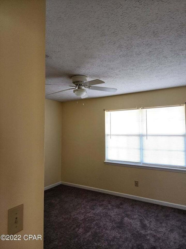 181 Treasure Palm Dr - Photo 2 of 9