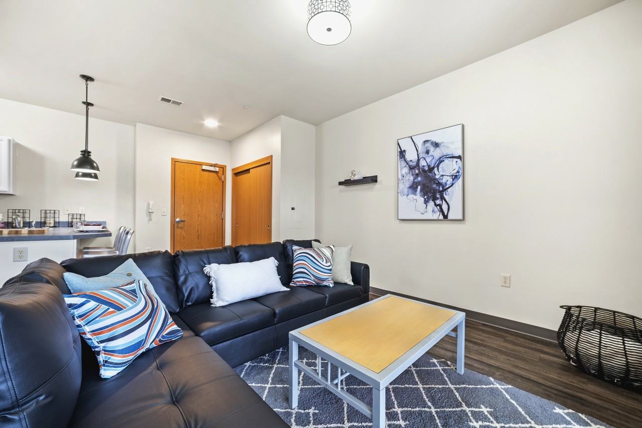 The Park at 1824 Student Apartments - Photo 2 of 23