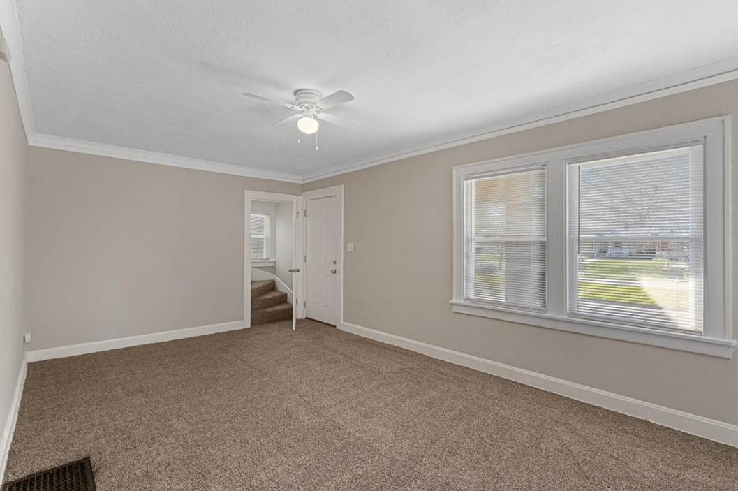 6211 Swope Pkwy - Photo 2 of 12