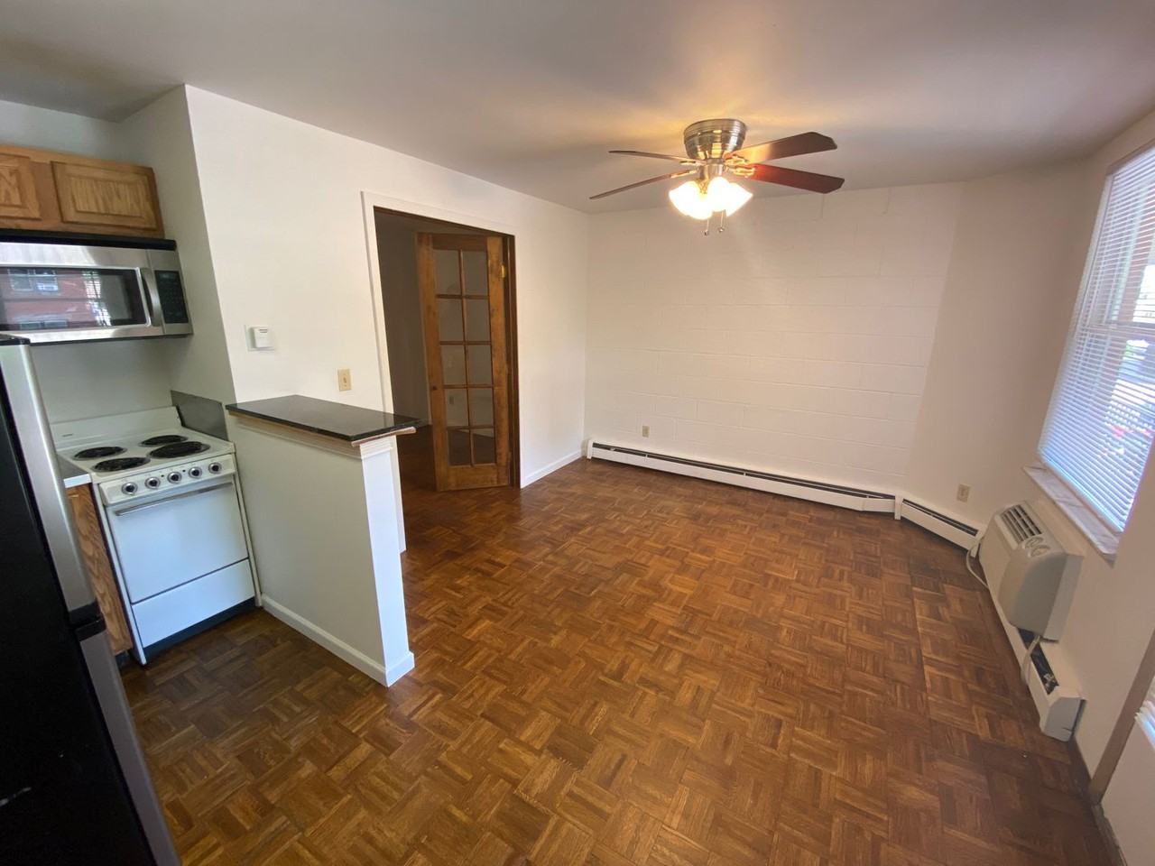 1433-1437 Highland St - Photo 3 of 7