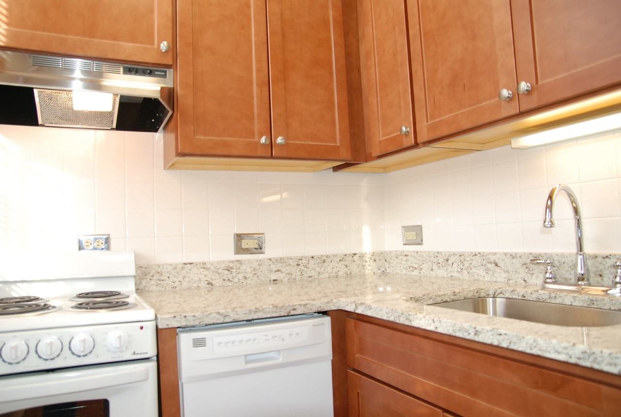 620 W. Belmont - Photo 7 of 26