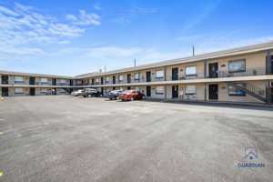 featured image of 230 S 6th St