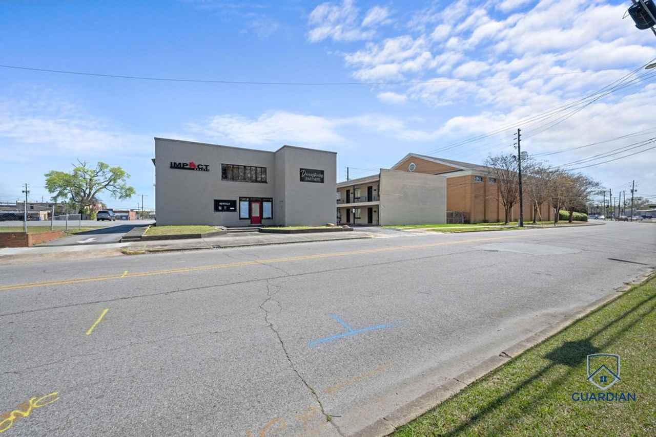 188 - G1- Downtown Villa - Photo 2 of 2