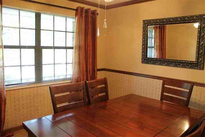 100 Hooper Court - Photo 3 of 19