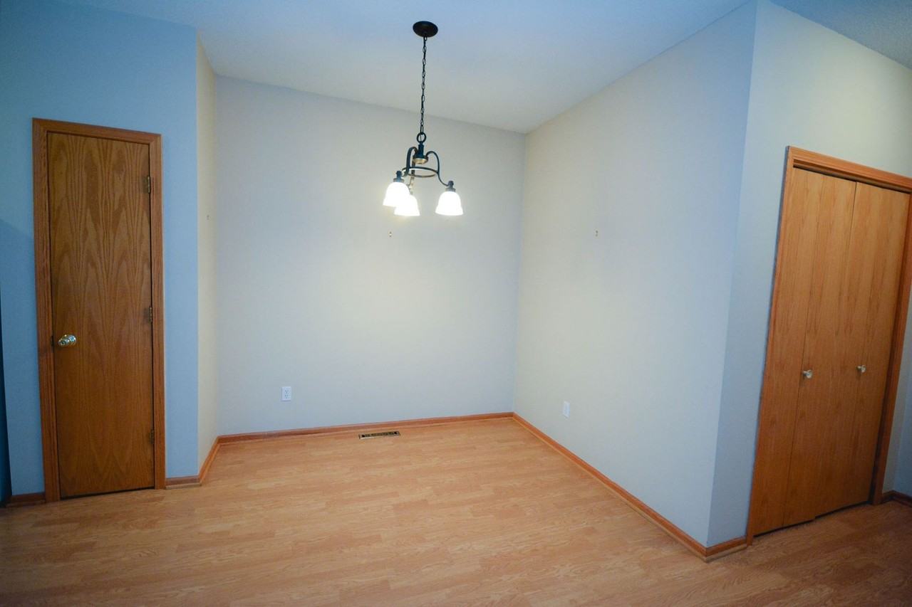 5629 White Oaks Ln Nw - Photo 3 of 14