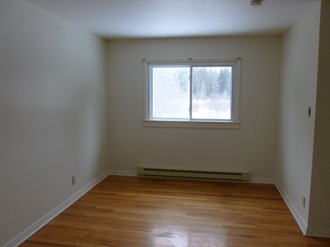 48 Madison Street - Photo 5 of 25