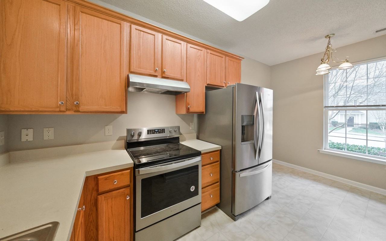 903 Cinnamon Dr - Photo 4 of 15
