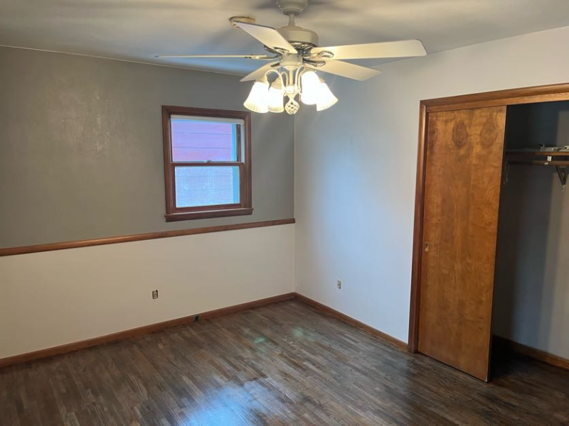 922 4th St S - Photo 2 of 7