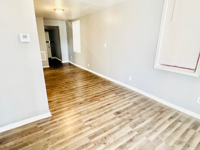 2615 Askew Ave - Photo 3 of 5