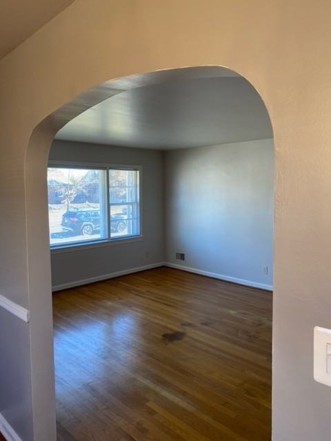 1514 Stafford Ave #NA - Photo 2 of 18