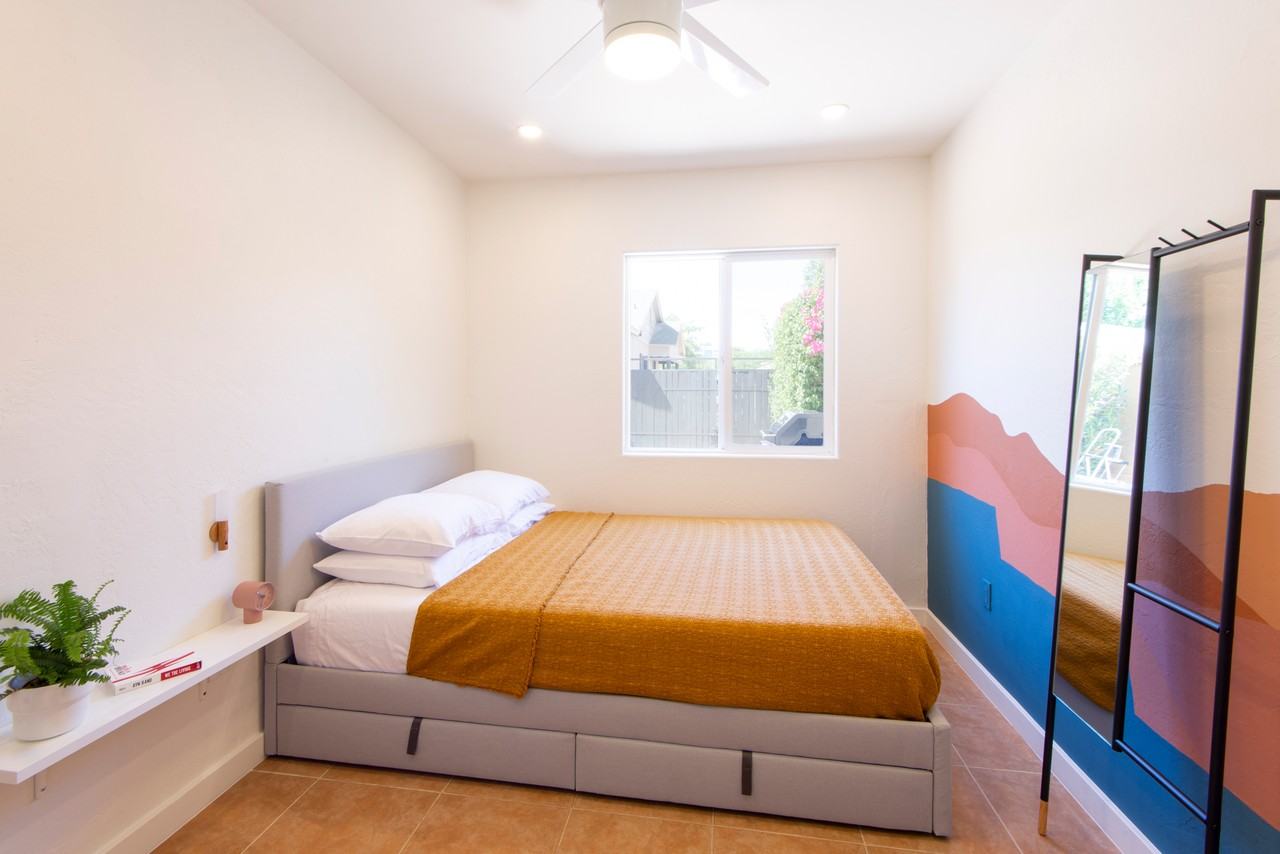 505 W Virginia Ave - Photo 5 of 6