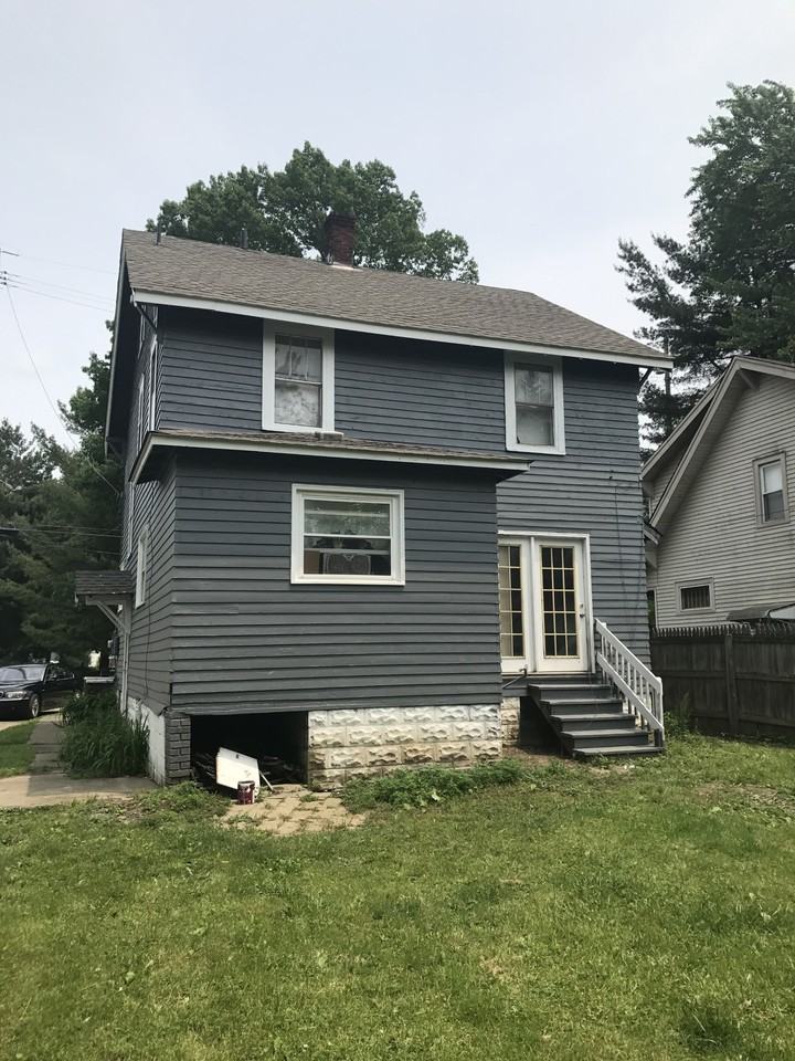 1687 Wilson Ave Nw #NA - Photo 3 of 7