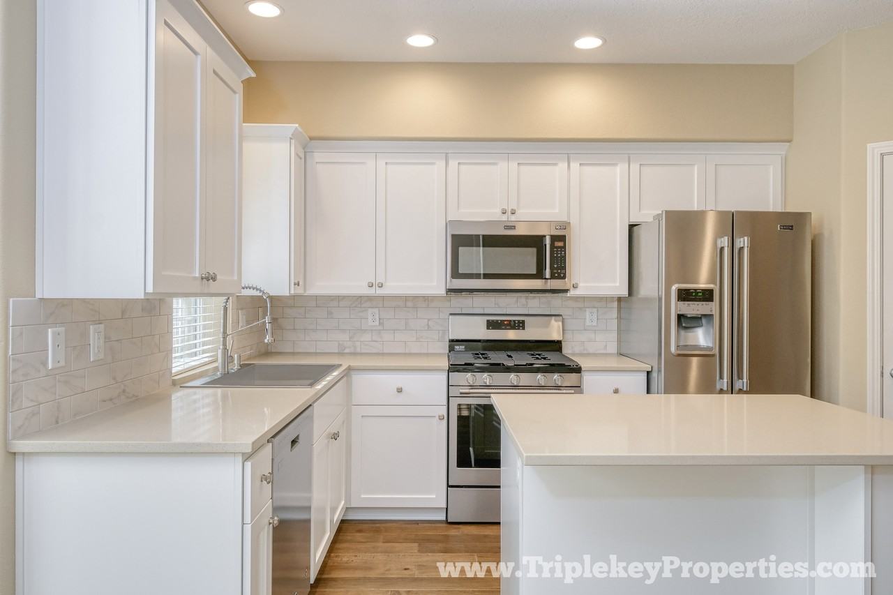 6012 Ne Alder St #1 - Photo 5 of 26