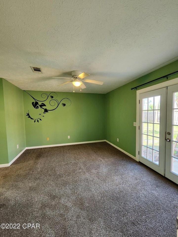 181 Treasure Palm Dr #1 - Photo 6 of 9