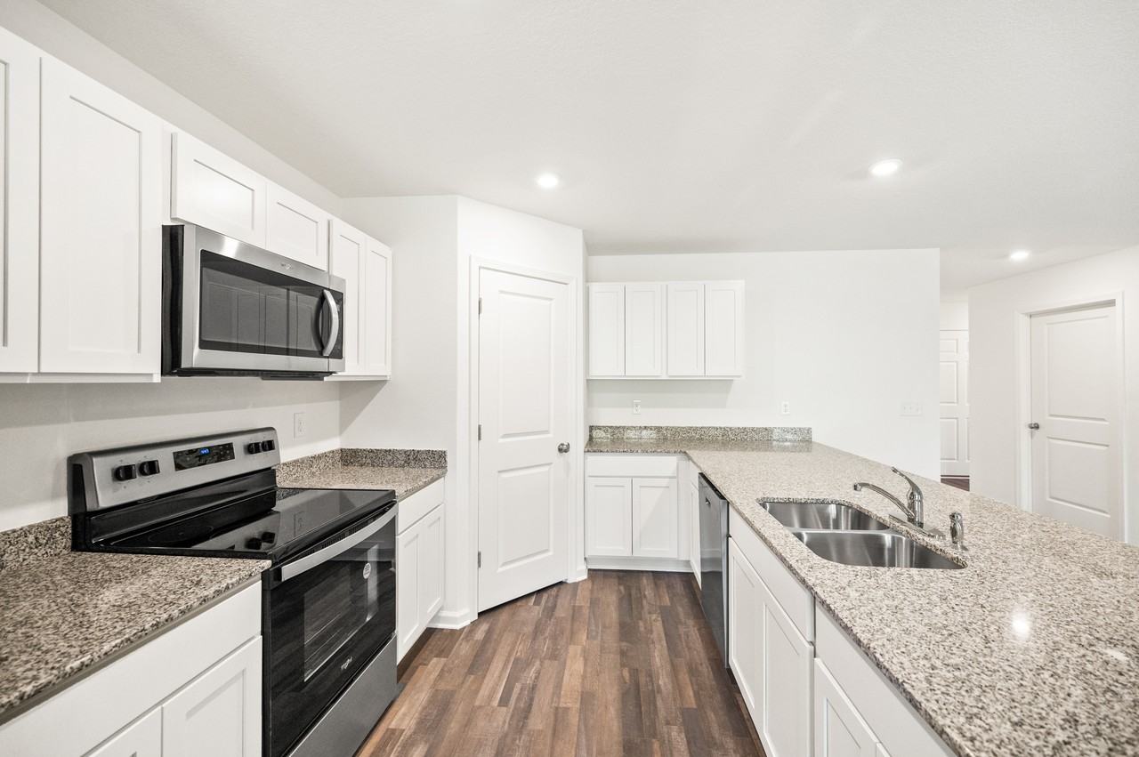 21750 Sutherland Cir #1 - Photo 5 of 24