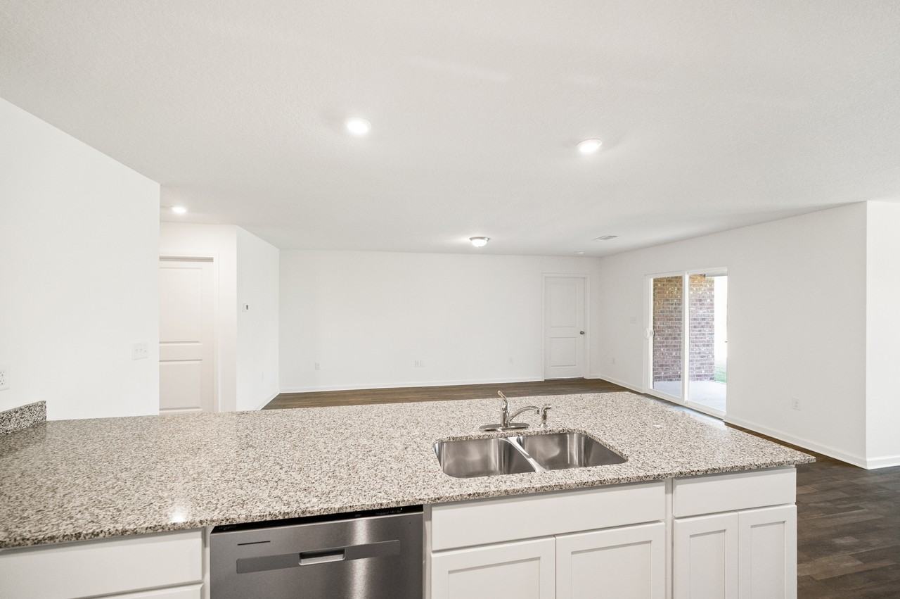 21750 Sutherland Cir #1 - Photo 6 of 24