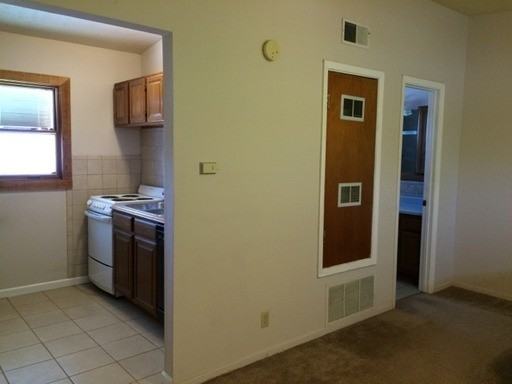 Parkway Terrace Apartments featuring studio, 1 bedroom, and 2 bedroom