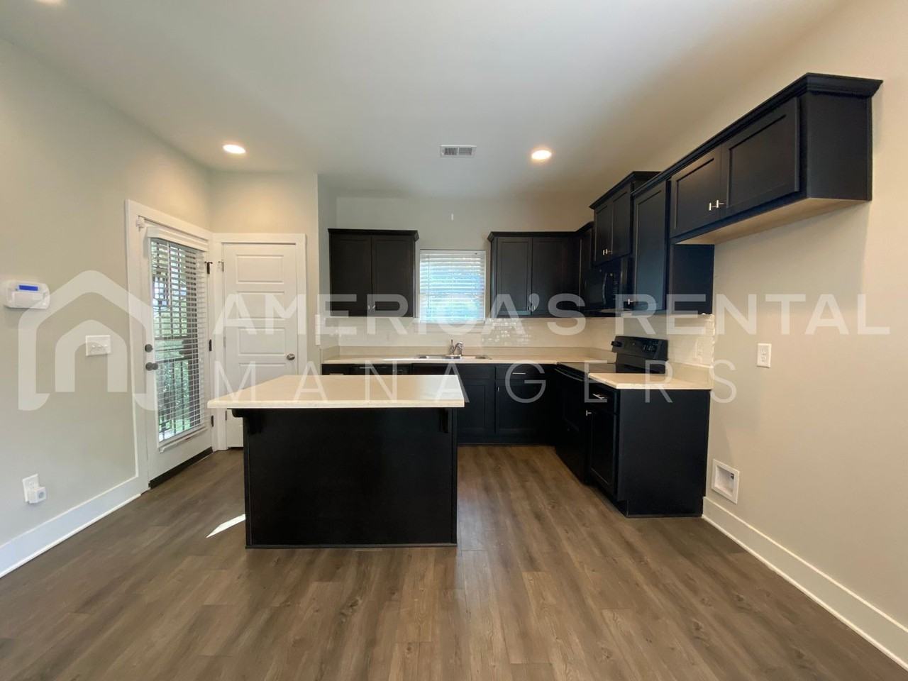 4245 Lochshire Ln - Photo 3 of 44