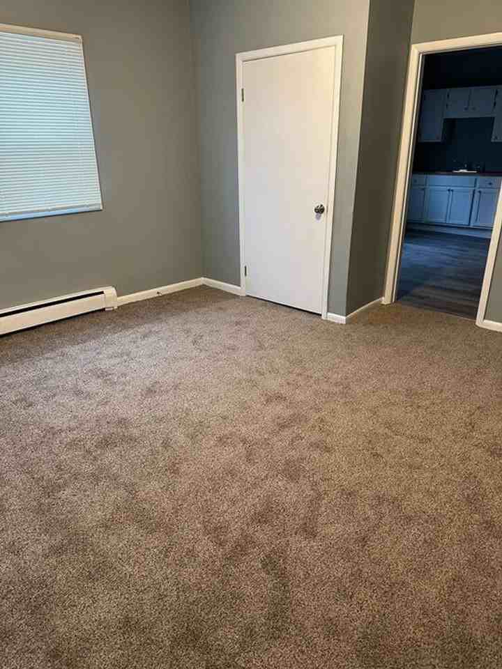 18 Church - Photo 3 of 8