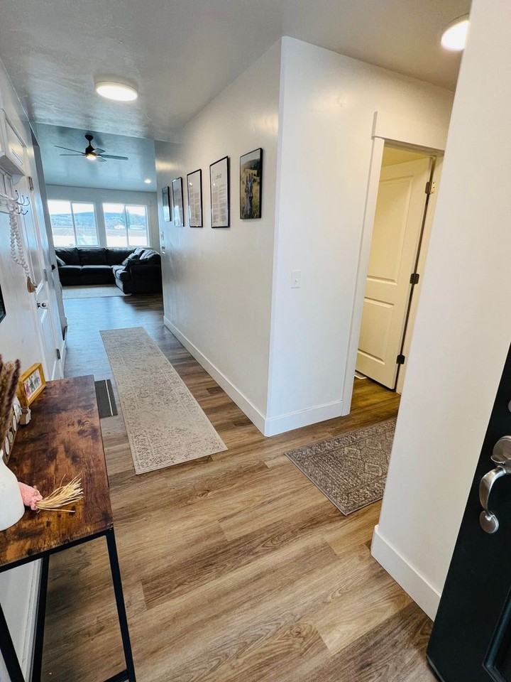 5830 Rammell Rd - Photo 3 of 24