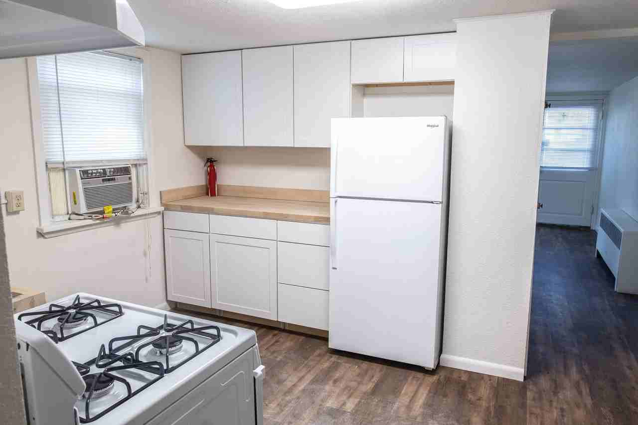 201EL - Photo 2 of 32