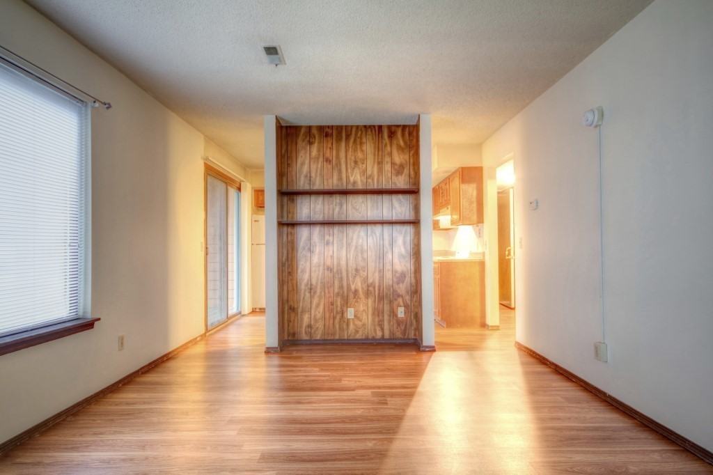 2502 Myers Ct - Photo 4 of 10