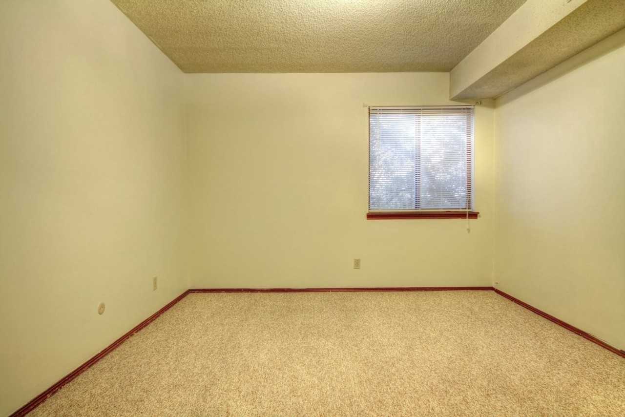 2502 Myers Ct - Photo 7 of 10