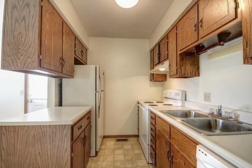 2525LE - Photo 3 of 9