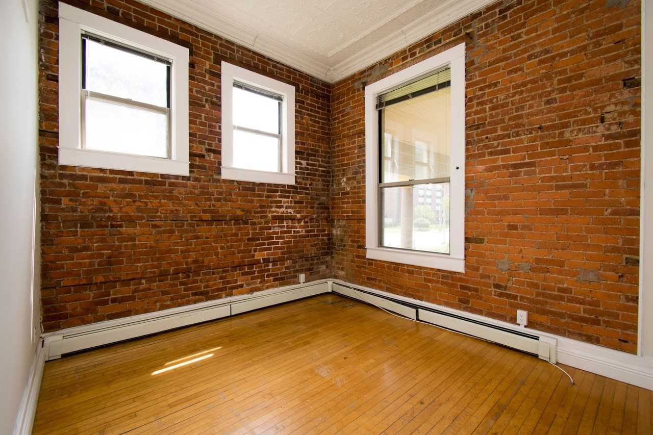 202COL - Photo 6 of 44