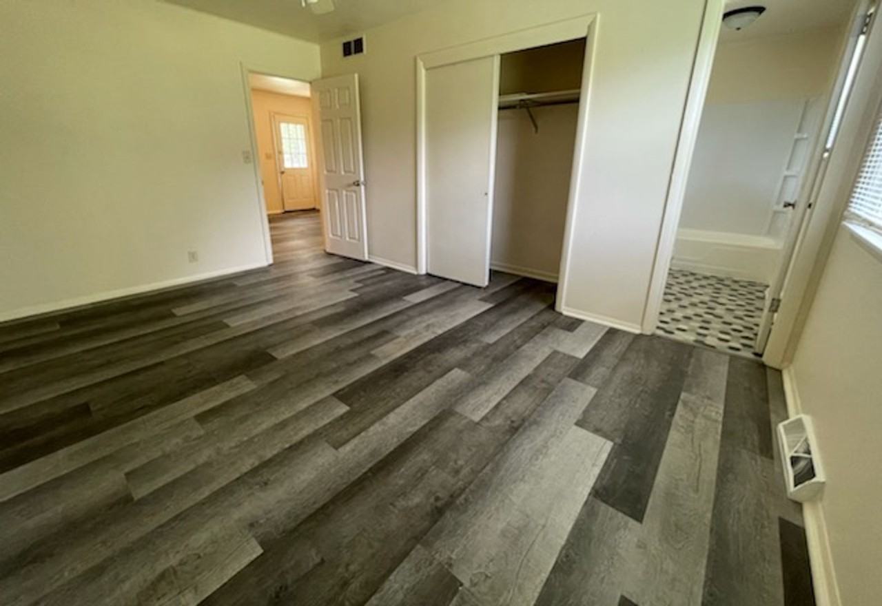 202MU - Photo 2 of 12