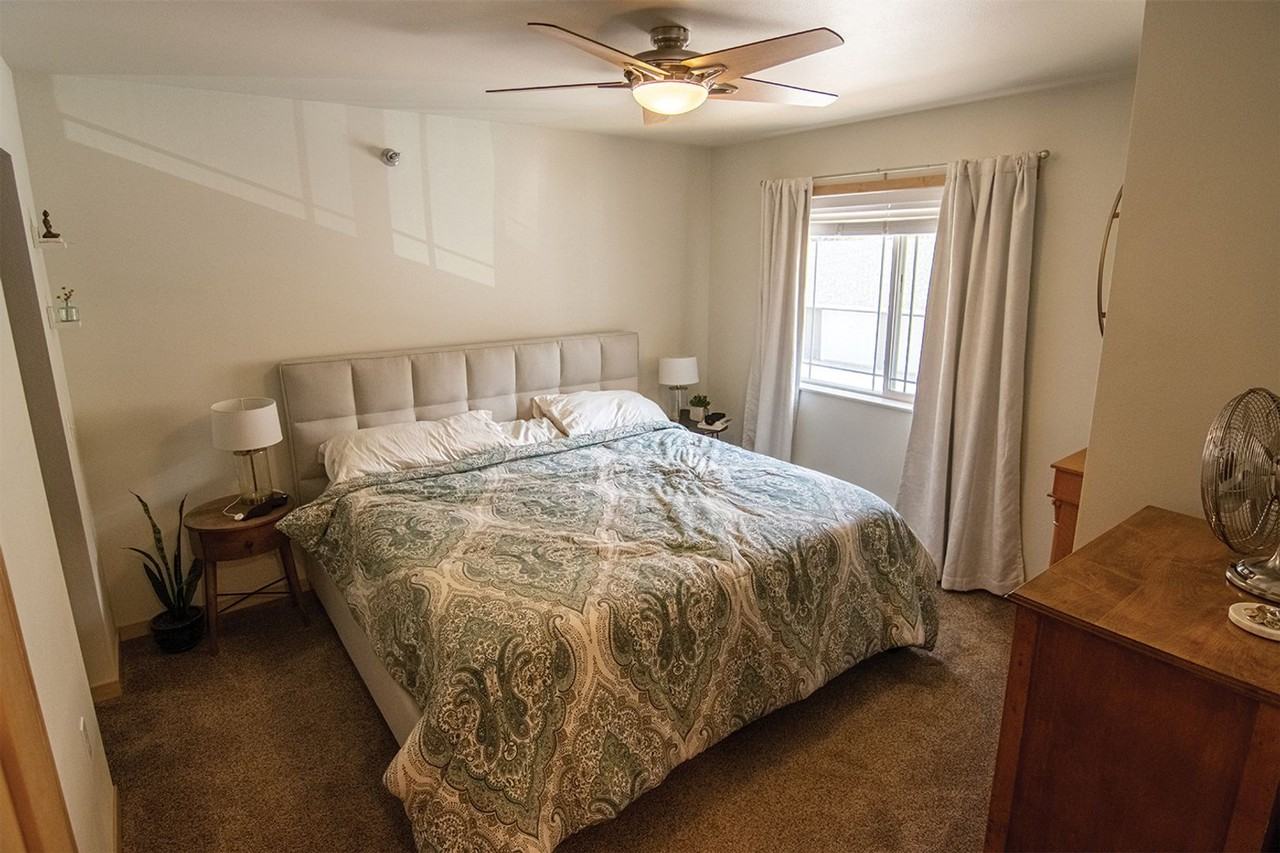 Sunset Terrace Apartments - Photo 5 of 12