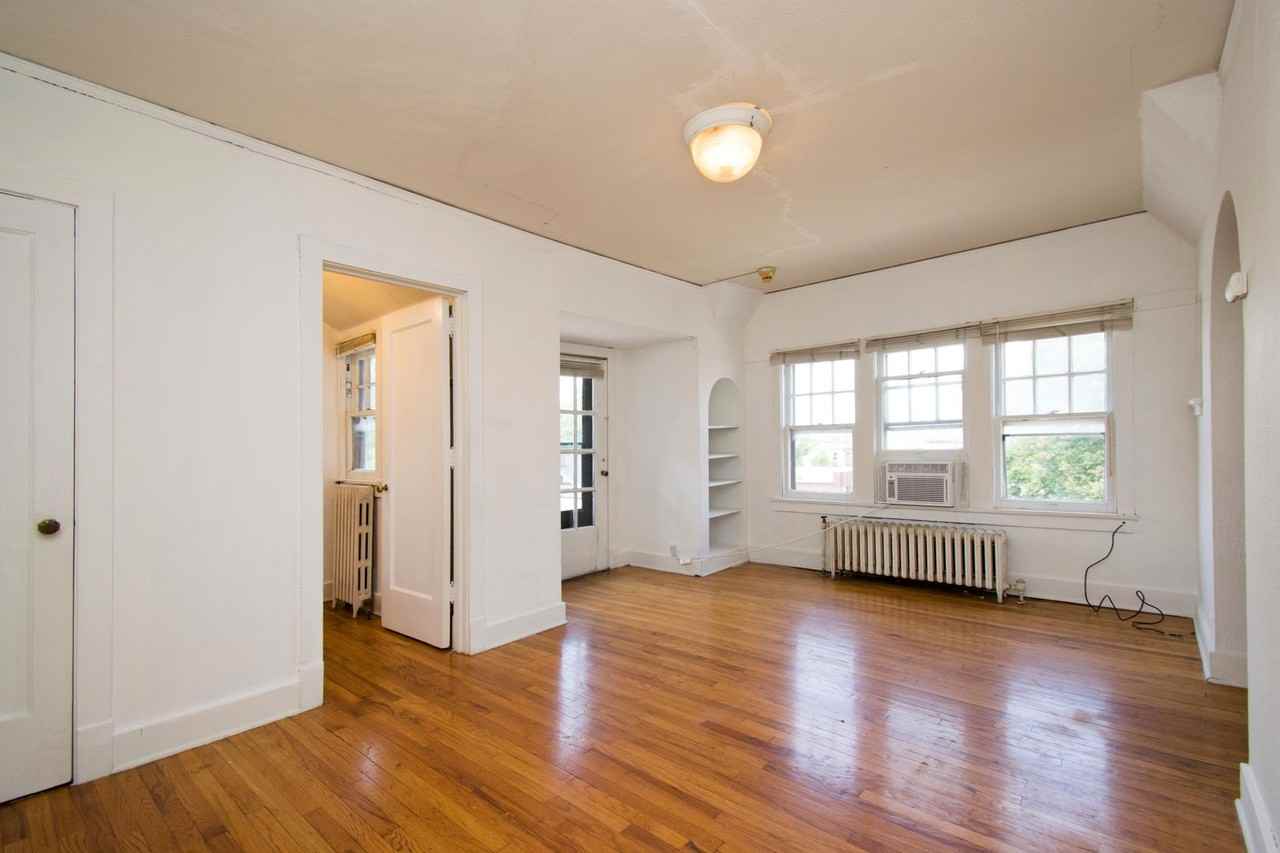 402RAC - Photo 5 of 13