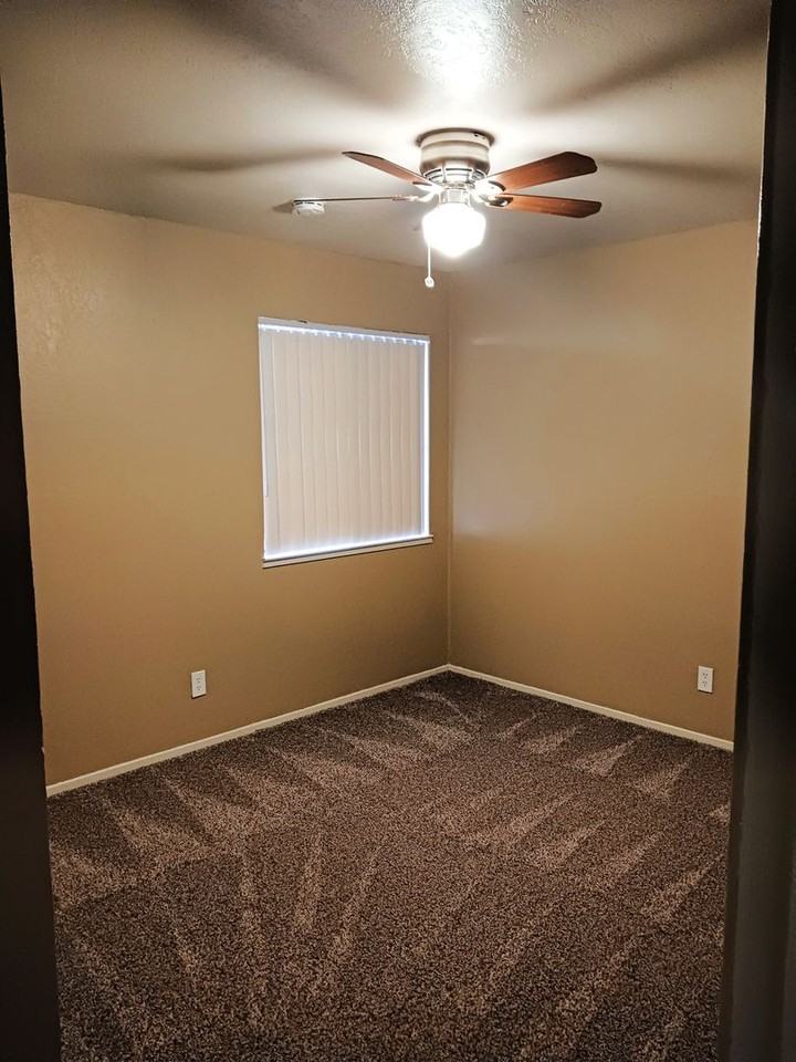 1540 Mosaic Way - Photo 4 of 36