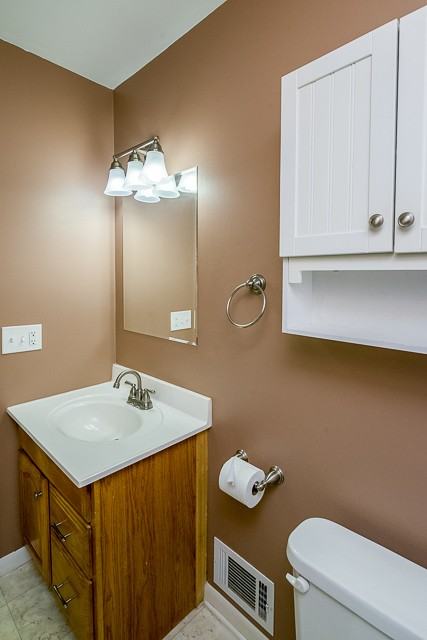 2135 Winewood Ave - Photo 6 of 18