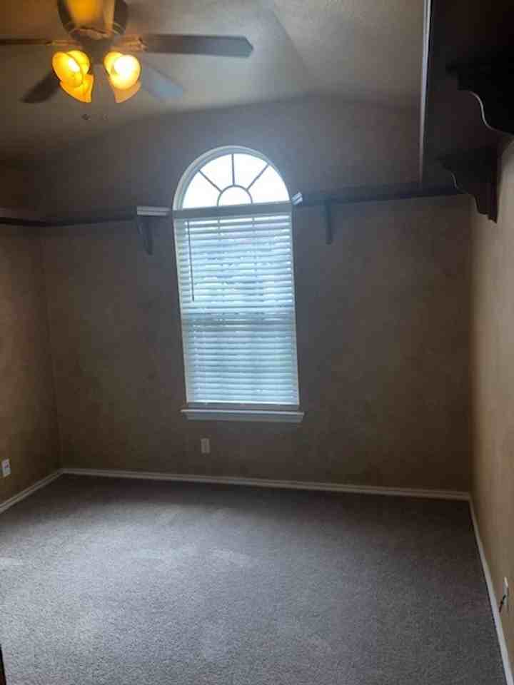 983 Calico Gdn - Photo 3 of 18