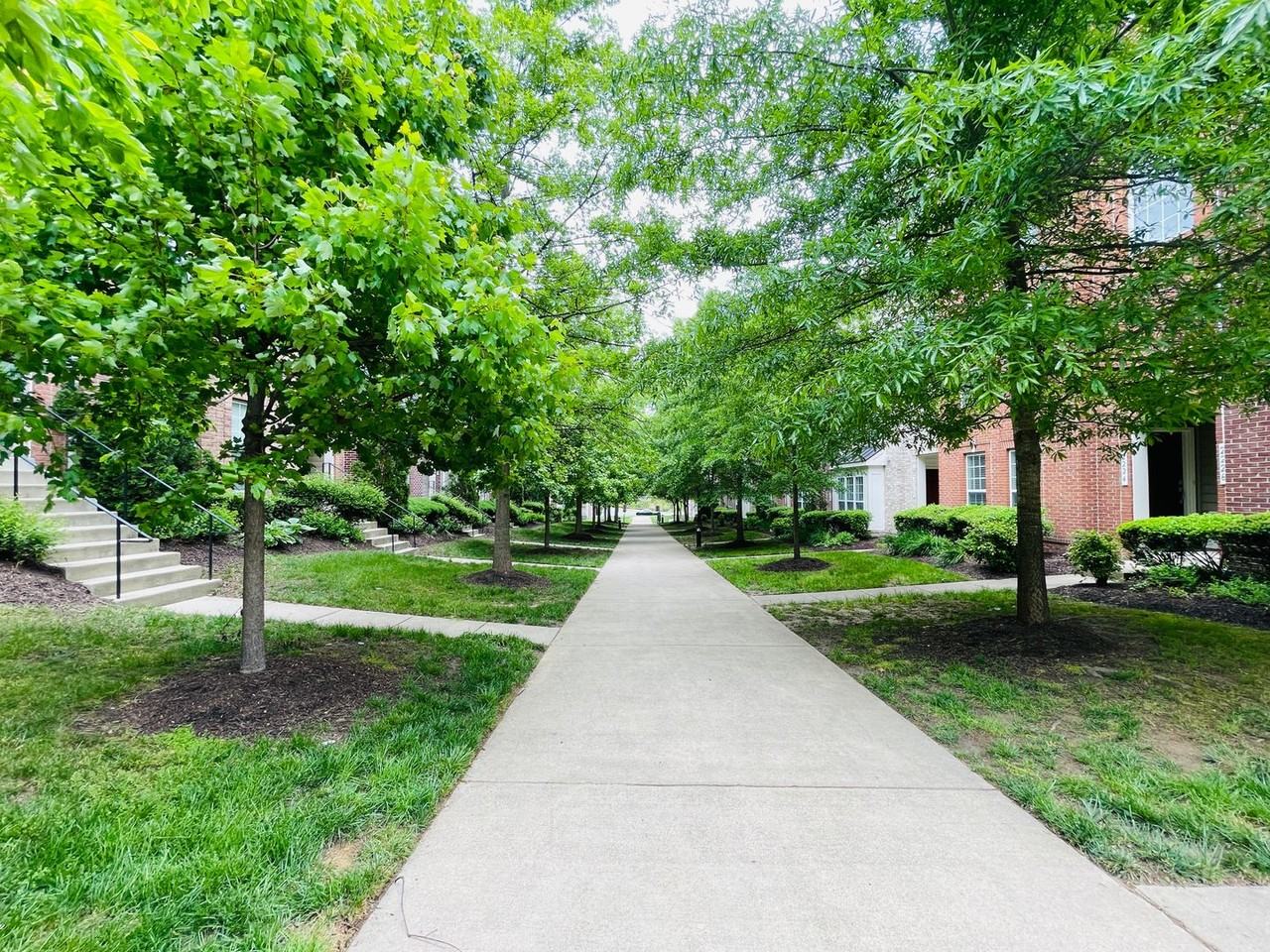 2304 Margraf Cir - Photo 4 of 26