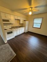 featured image of 917 E Iowa Ave