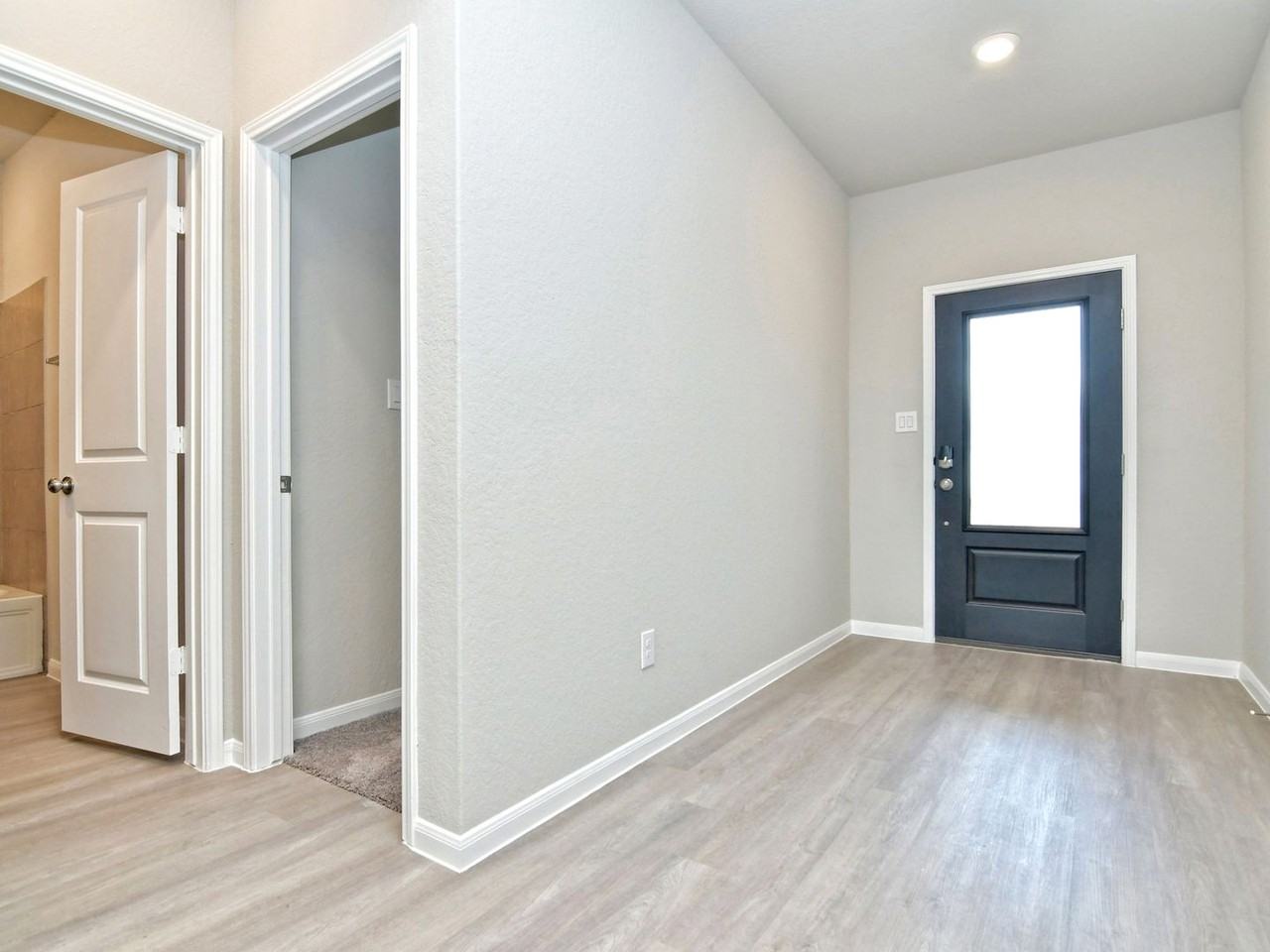 5332 Saunter Ln - Photo 7 of 50