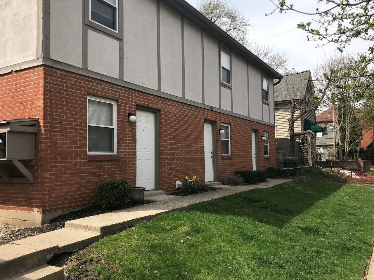 675 South 9th Street - Photo 3 of 12