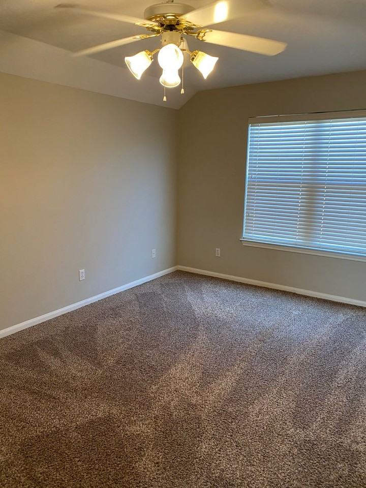 2429 Pintail Loop - Photo 7 of 25