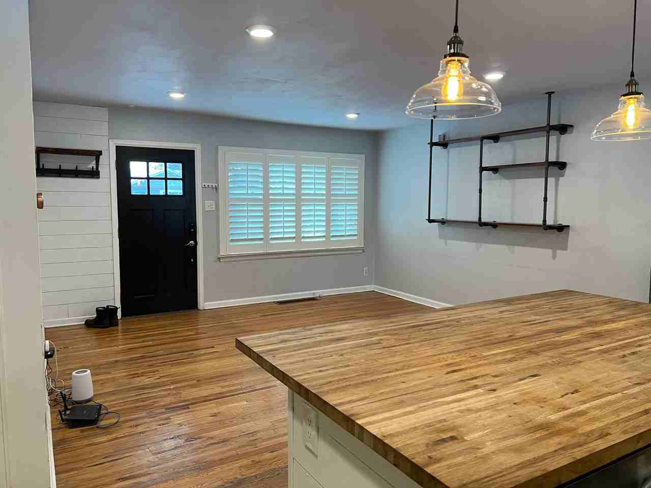 4850 S Washington St - Photo 7 of 19