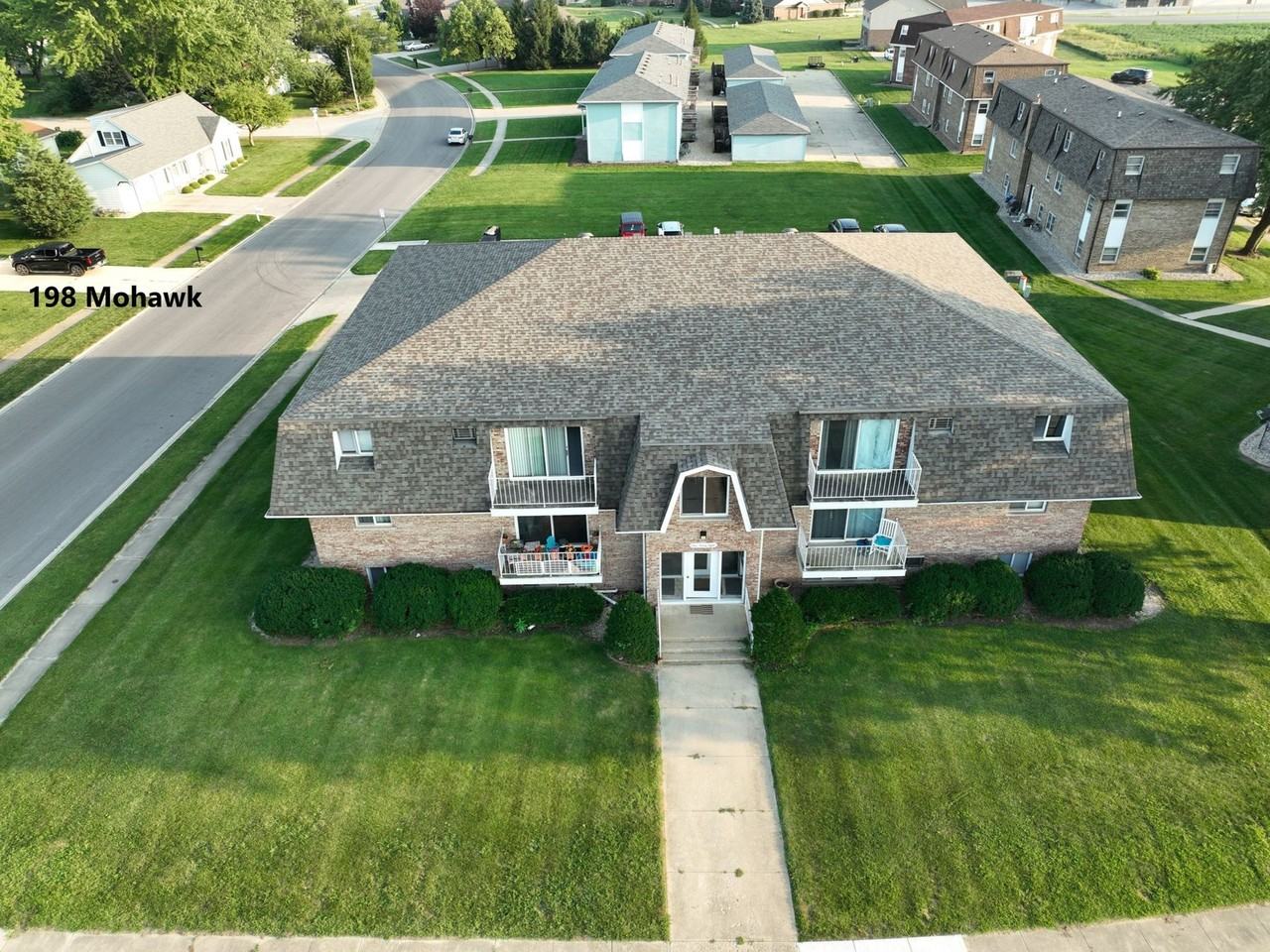 Mohawk Apartments - Photo 2 of 11