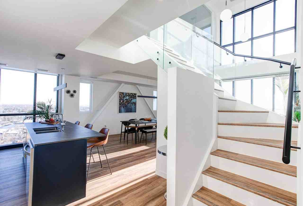 The Halo - Photo 6 of 32