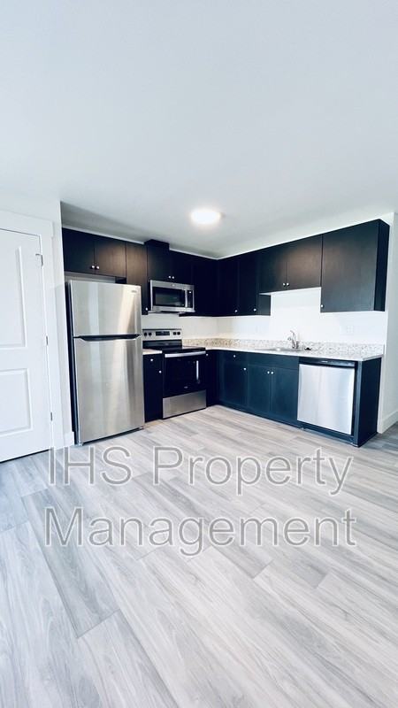 485 S 38th Ave #E219 - Photo 6 of 21