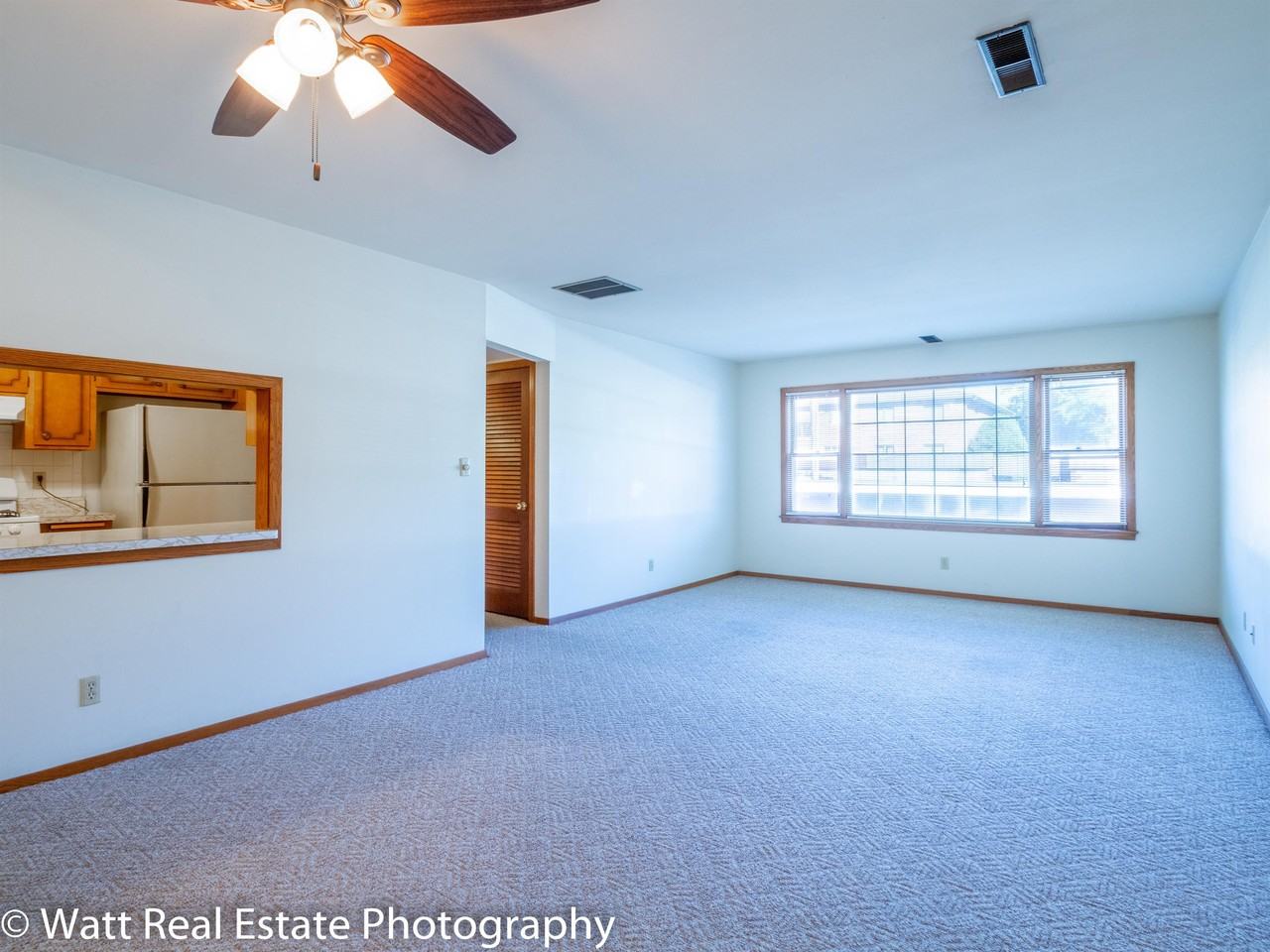 Carlson - Photo 3 of 7