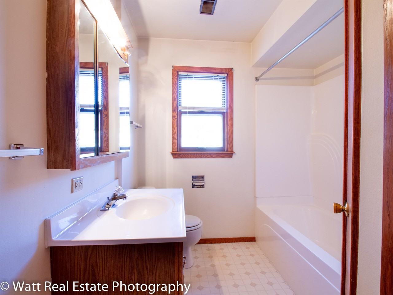 Carlson - Photo 7 of 7