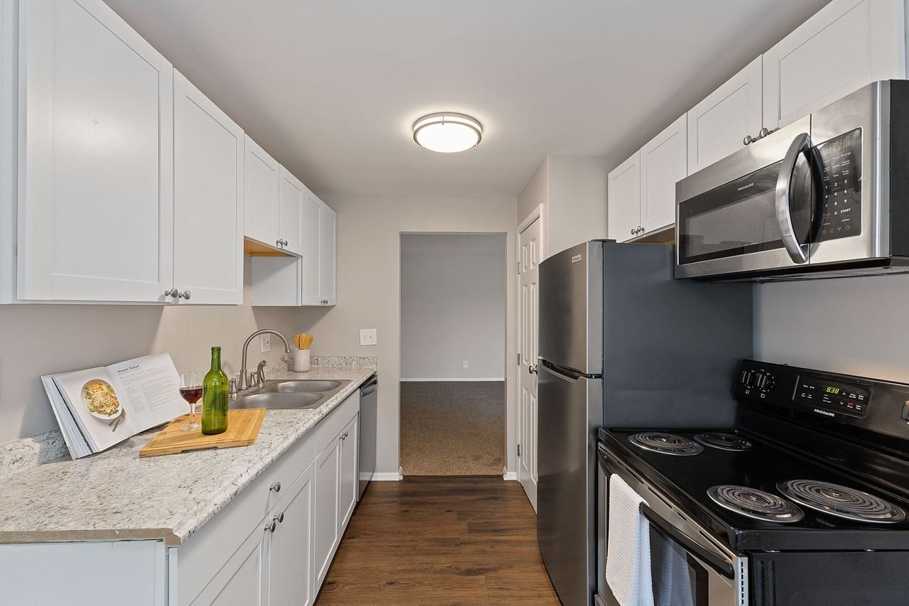 The Wimbledons - Photo 2 of 3