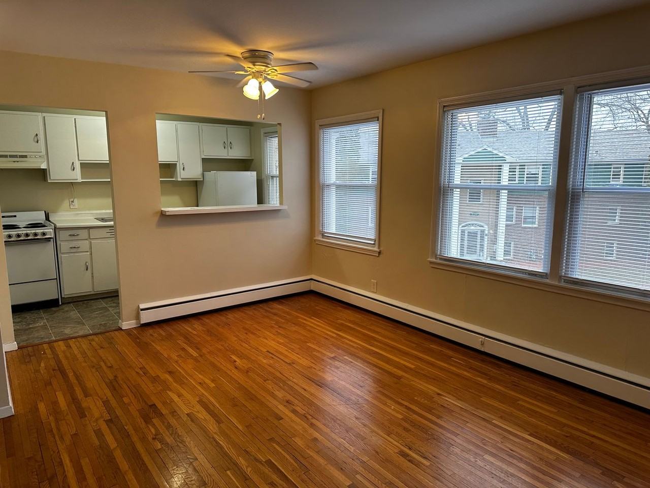 Excelsior Lake Apartments - Photo 3 of 44